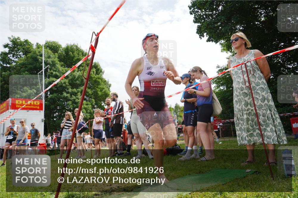 21.06.2026 - 29. Vierlanden-Triathlon LAZAROV Photography http://msf.ph/oto/9841926 21.06.2026 13:12:50 Schwimmen 1119, 1162 meine-sportfotos.de