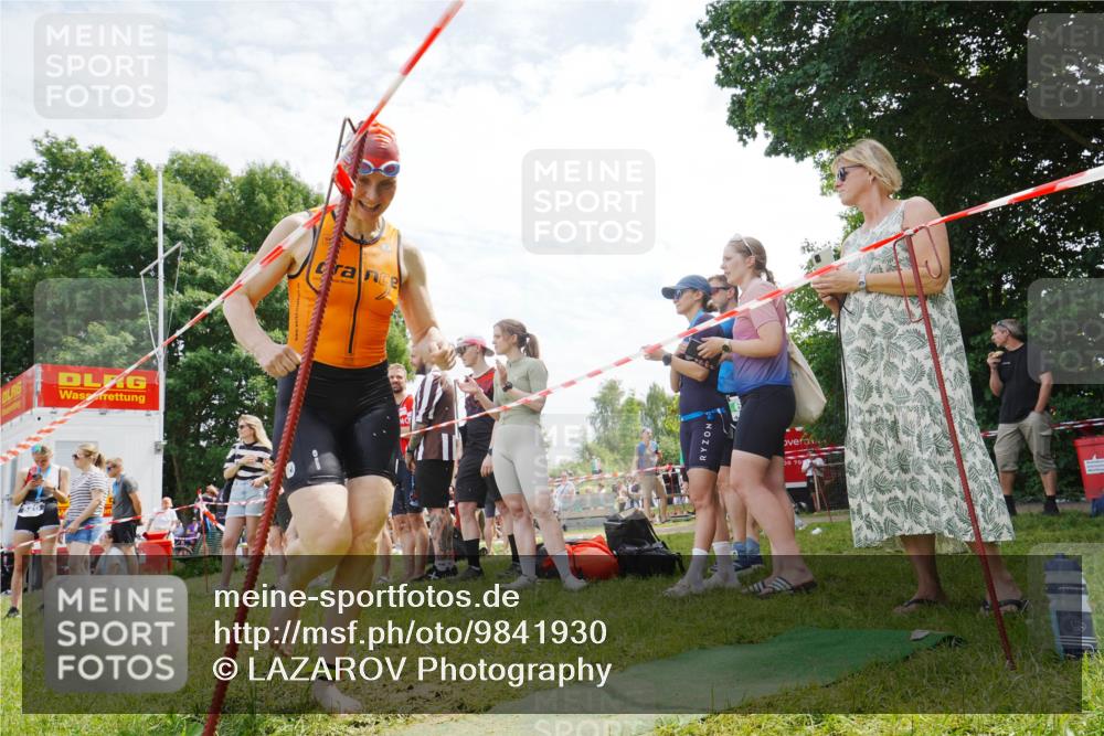 21.06.2026 - 29. Vierlanden-Triathlon LAZAROV Photography http://msf.ph/oto/9841930 21.06.2026 13:13:12 Schwimmen 1143 meine-sportfotos.de