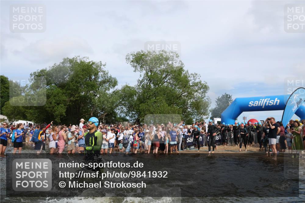 21.06.2026 - Viking Triathlon Michael Strokosch http://msf.ph/oto/9841932 21.06.2026 10:02:01 Schwimmen 30, 43, 55, 221, 226, 238, 265, 380, 394, 446, 524, 606, 625, 648, 664 meine-sportfotos.de
