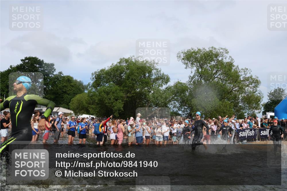21.06.2026 - Viking Triathlon Michael Strokosch http://msf.ph/oto/9841940 21.06.2026 10:02:02 Schwimmen 30, 43, 55, 221, 226, 238, 265, 380, 394, 446, 524, 606, 625, 648, 664 meine-sportfotos.de