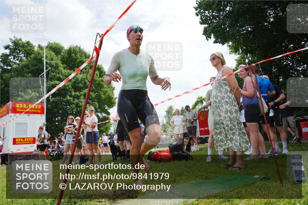 21.06.2026 - 29. Vierlanden-Triathlon LAZAROV Photography http://msf.ph/oto/9841979 21.06.2026 13:16:22 Schwimmen 1104 meine-sportfotos.de