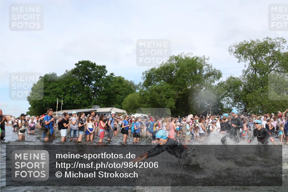 21.06.2026 - Viking Triathlon Michael Strokosch http://msf.ph/oto/9842006 21.06.2026 10:02:14 Schwimmen 47, 87, 90, 102, 136, 152, 154, 410, 438, 490, 501, 536, 537, 655, 660 meine-sportfotos.de