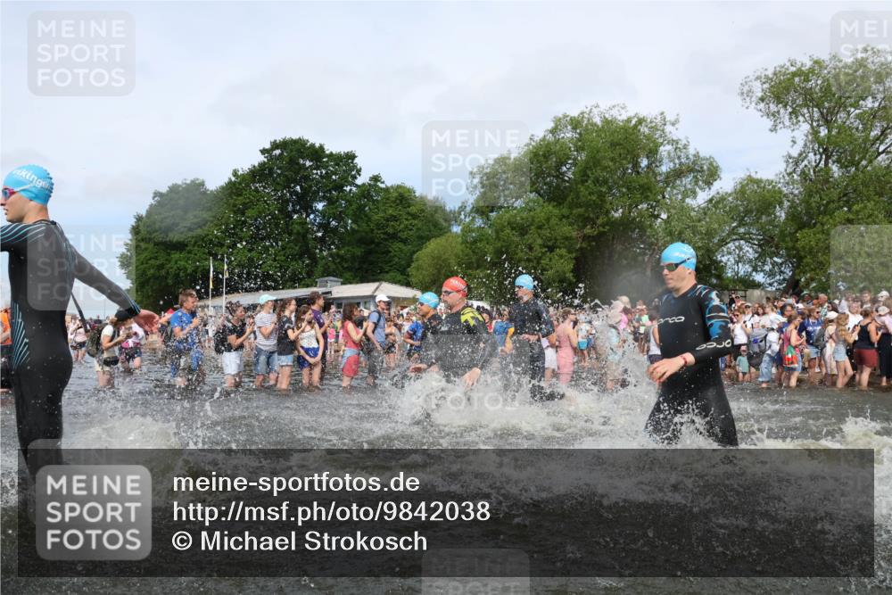 21.06.2026 - Viking Triathlon Michael Strokosch http://msf.ph/oto/9842038 21.06.2026 10:02:19 Schwimmen 47, 87, 102, 136, 142, 152, 255, 360, 392, 430, 438, 490, 536, 537, 655 meine-sportfotos.de