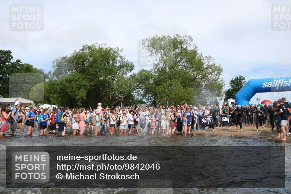 21.06.2026 - Viking Triathlon Michael Strokosch http://msf.ph/oto/9842046 21.06.2026 10:02:21 Schwimmen 47, 87, 102, 136, 142, 152, 255, 360, 392, 430, 438, 490, 536, 537, 655 meine-sportfotos.de