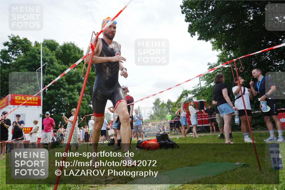 21.06.2026 - 29. Vierlanden-Triathlon LAZAROV Photography http://msf.ph/oto/9842072 21.06.2026 13:25:27 Schwimmen 1200, 1217 meine-sportfotos.de