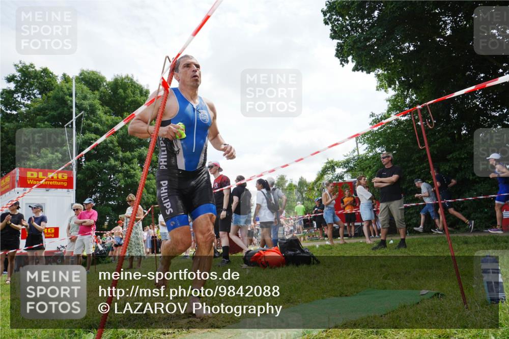 21.06.2026 - 29. Vierlanden-Triathlon LAZAROV Photography http://msf.ph/oto/9842088 21.06.2026 13:26:12 Schwimmen 1194, 1196, 1203, 1213, 1225 meine-sportfotos.de