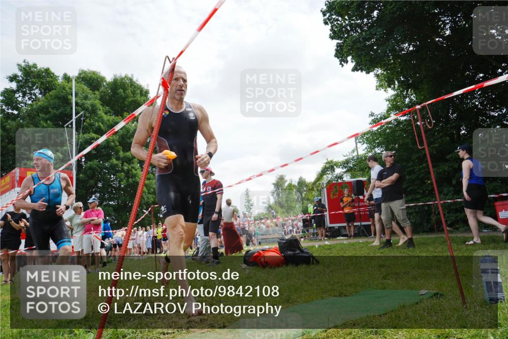 21.06.2026 - 29. Vierlanden-Triathlon LAZAROV Photography http://msf.ph/oto/9842108 21.06.2026 13:26:57 Schwimmen 1102, 1175, 1178, 1183, 1186, 1212 meine-sportfotos.de