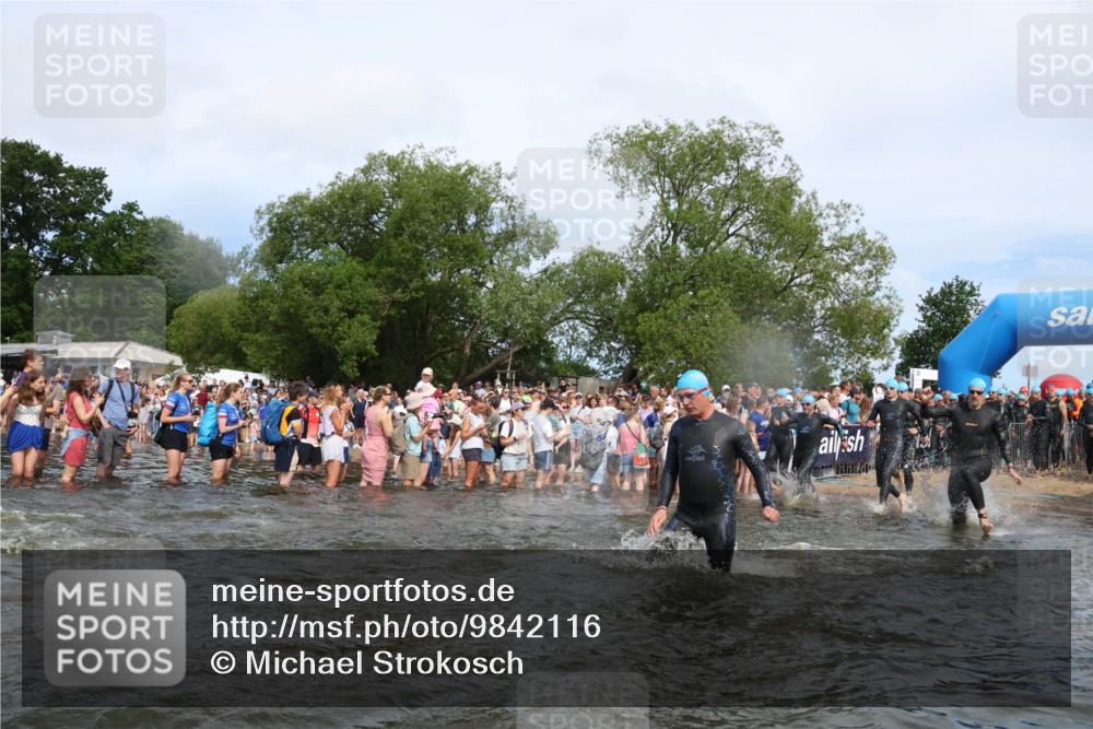 21.06.2026 - Viking Triathlon Michael Strokosch http://msf.ph/oto/9842116 21.06.2026 10:02:32 Schwimmen 83, 100, 126, 142, 220, 255, 325, 360, 392, 430, 513, 560, 579, 604, 651 meine-sportfotos.de