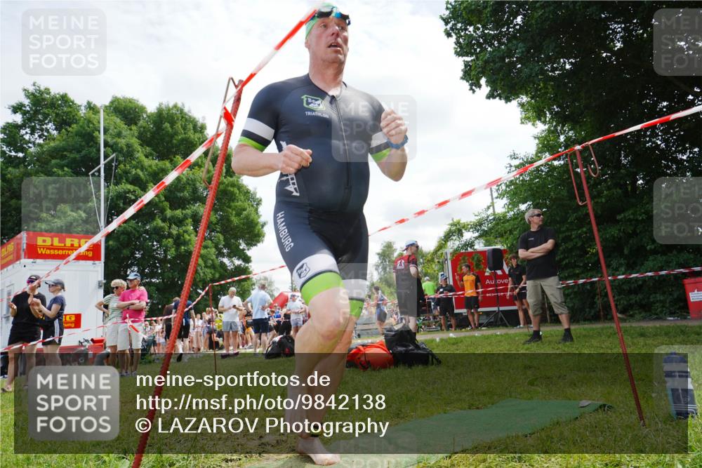 21.06.2026 - 29. Vierlanden-Triathlon LAZAROV Photography http://msf.ph/oto/9842138 21.06.2026 13:27:24 Schwimmen 1095, 1171, 1174, 1199, 1224 meine-sportfotos.de