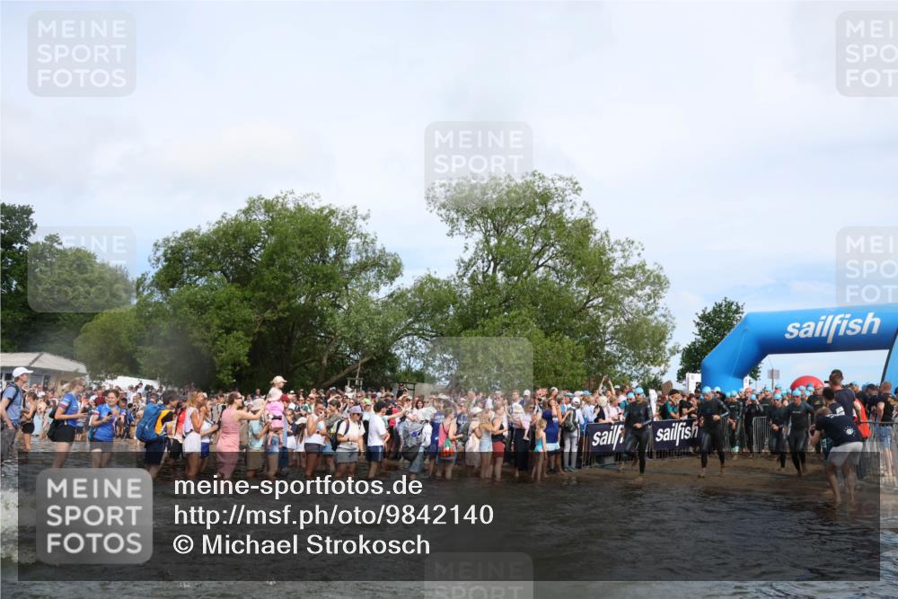 21.06.2026 - Viking Triathlon Michael Strokosch http://msf.ph/oto/9842140 21.06.2026 10:02:36 Schwimmen 83, 99, 100, 126, 186, 220, 325, 386, 462, 485, 513, 560, 579, 604, 651 meine-sportfotos.de