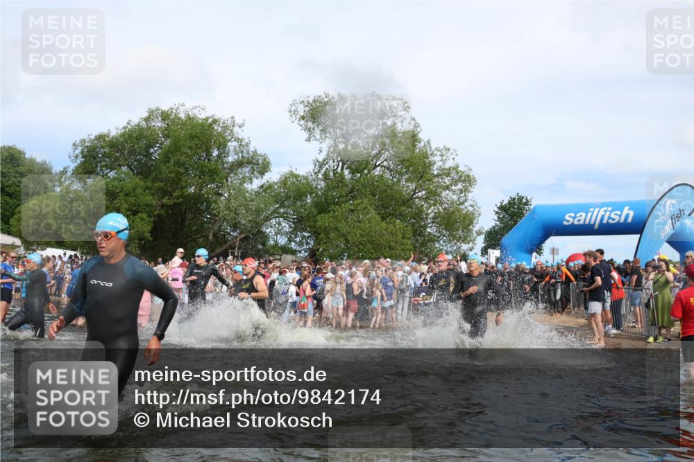 21.06.2026 - Viking Triathlon Michael Strokosch http://msf.ph/oto/9842174 21.06.2026 10:02:43 Schwimmen 16, 20, 73, 99, 100, 171, 186, 315, 372, 386, 440, 462, 485, 513, 553, 560, 579, 636, 653 meine-sportfotos.de