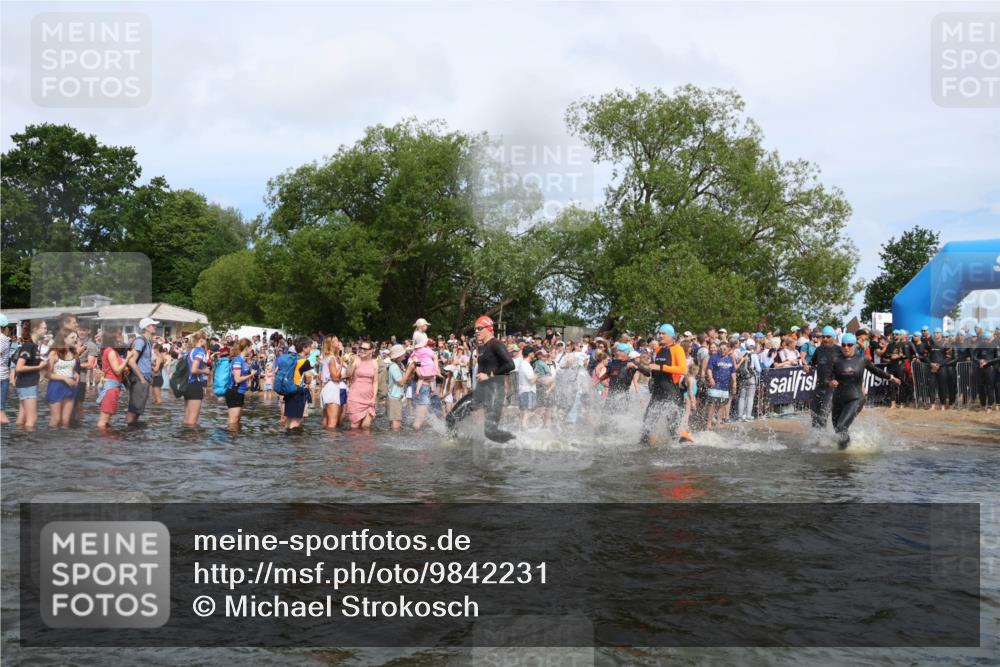21.06.2026 - Viking Triathlon Michael Strokosch http://msf.ph/oto/9842231 21.06.2026 10:02:53 Schwimmen 20, 64, 73, 111, 171, 219, 315, 530, 553, 634 meine-sportfotos.de