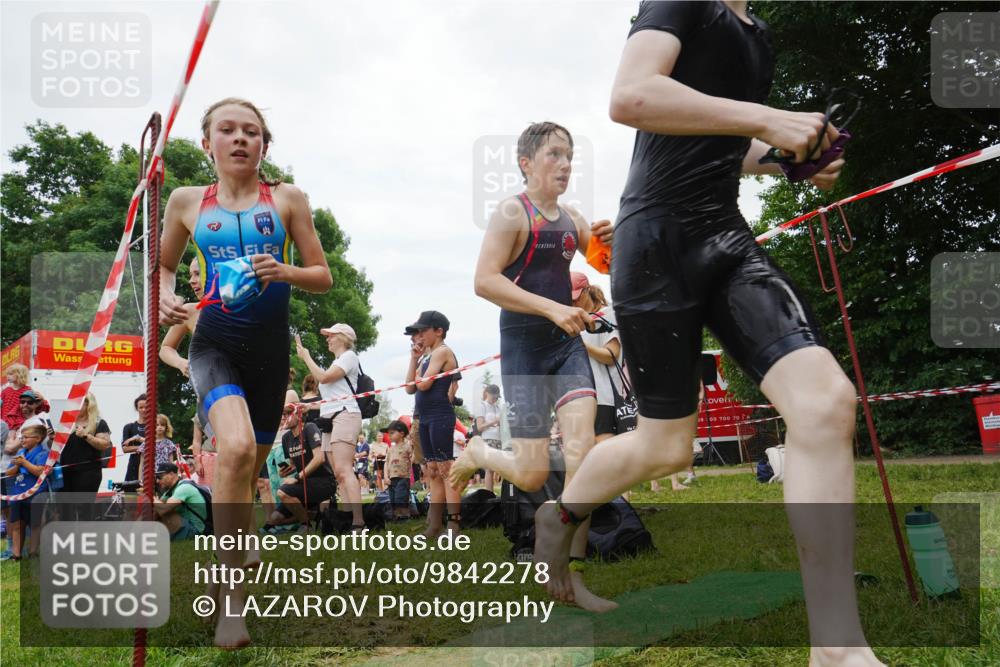 21.06.2026 - 29. Vierlanden-Triathlon LAZAROV Photography http://msf.ph/oto/9842278 21.06.2026 14:38:30 Schwimmen 1241, 1242, 1243, 1244, 1259, 1261, 1277, 1292 meine-sportfotos.de