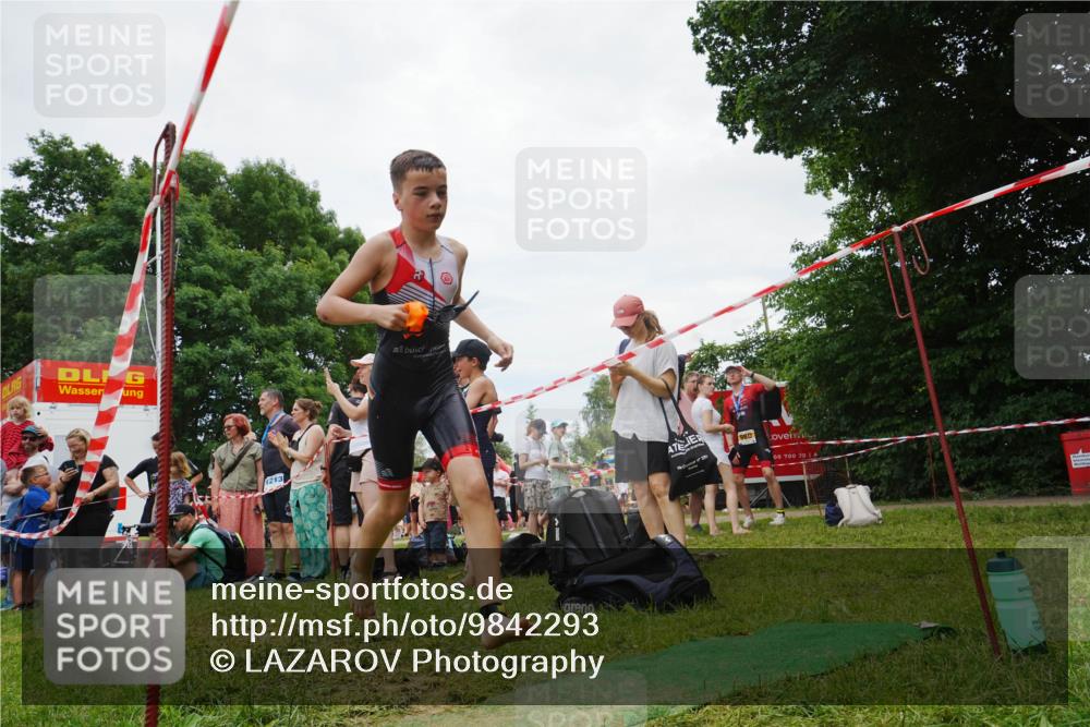 21.06.2026 - 29. Vierlanden-Triathlon LAZAROV Photography http://msf.ph/oto/9842293 21.06.2026 14:38:34 Schwimmen 1238, 1241, 1242, 1243, 1244, 1261, 1277, 1292, 1294 meine-sportfotos.de