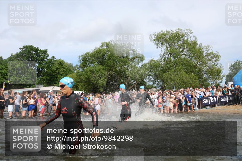 21.06.2026 - Viking Triathlon Michael Strokosch http://msf.ph/oto/9842298 21.06.2026 10:03:04 Schwimmen 49, 80, 82, 199, 200, 233, 348, 356, 395, 404, 407, 475, 545, 546, 612 meine-sportfotos.de