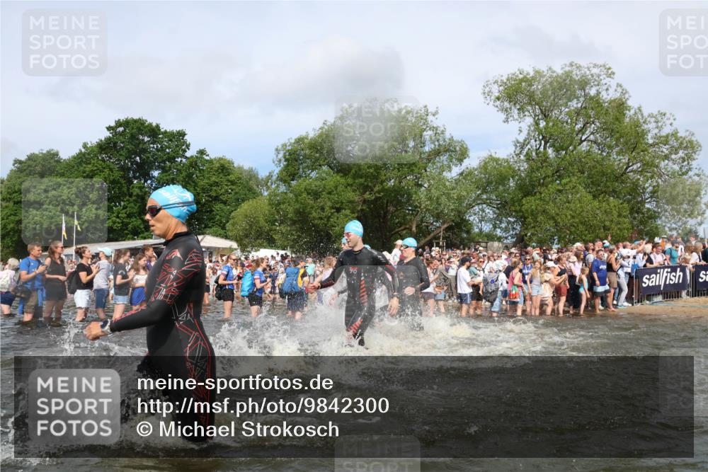 21.06.2026 - Viking Triathlon Michael Strokosch http://msf.ph/oto/9842300 21.06.2026 10:03:04 Schwimmen 49, 80, 82, 199, 200, 233, 348, 356, 395, 404, 407, 475, 545, 546, 612 meine-sportfotos.de