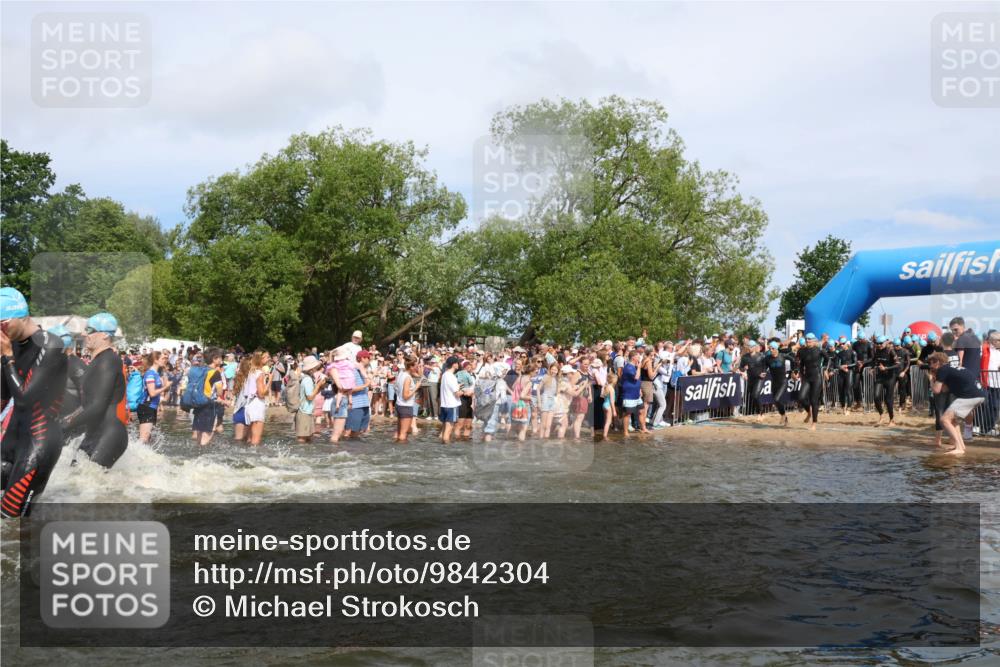 21.06.2026 - Viking Triathlon Michael Strokosch http://msf.ph/oto/9842304 21.06.2026 10:03:05 Schwimmen 49, 80, 82, 199, 200, 233, 348, 356, 395, 404, 407, 475, 545, 546, 612 meine-sportfotos.de