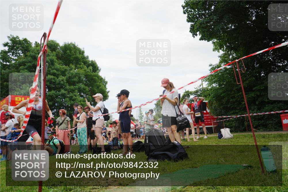 21.06.2026 - 29. Vierlanden-Triathlon LAZAROV Photography http://msf.ph/oto/9842332 21.06.2026 14:38:38 Schwimmen 1238, 1241, 1243, 1244, 1261, 1271, 1274, 1277, 1279, 1292, 1294 meine-sportfotos.de
