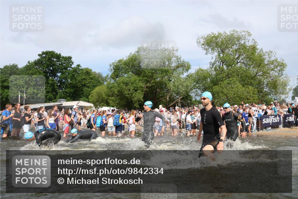 21.06.2026 - Viking Triathlon Michael Strokosch http://msf.ph/oto/9842334 21.06.2026 10:03:10 Schwimmen 49, 68, 80, 82, 170, 199, 200, 208, 348, 352, 356, 404, 467, 545, 612 meine-sportfotos.de