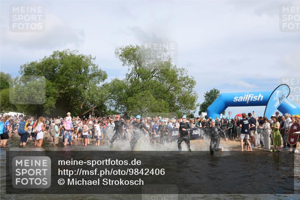 21.06.2026 - Viking Triathlon Michael Strokosch http://msf.ph/oto/9842406 21.06.2026 10:03:23 Schwimmen 58, 68, 84, 118, 143, 202, 303, 328, 364, 419, 455, 457, 467, 487, 556, 656, 667 meine-sportfotos.de