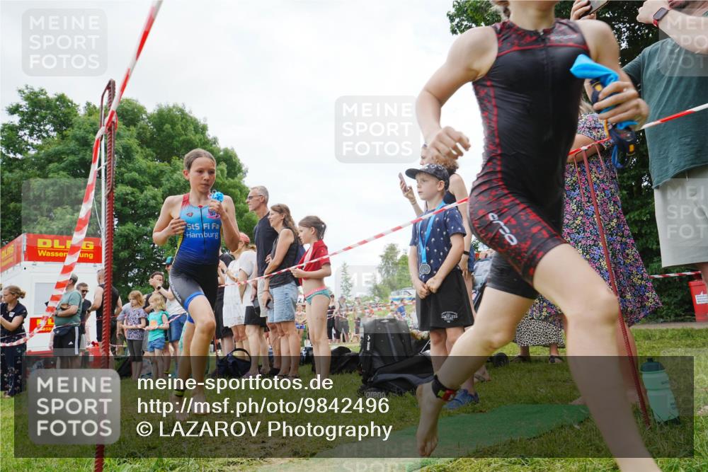 21.06.2026 - 29. Vierlanden-Triathlon LAZAROV Photography http://msf.ph/oto/9842496 21.06.2026 14:48:56 Schwimmen  meine-sportfotos.de
