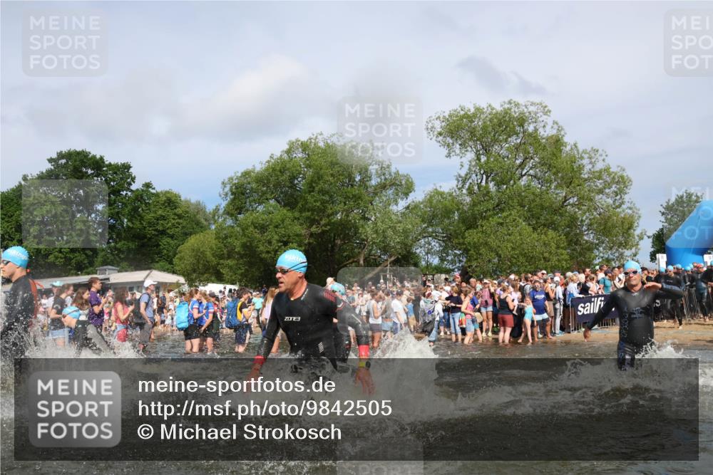 21.06.2026 - Viking Triathlon Michael Strokosch http://msf.ph/oto/9842505 21.06.2026 10:03:44 Schwimmen 137, 144, 229, 267, 287, 291, 323, 339, 340, 436, 450, 458, 521, 559, 649 meine-sportfotos.de