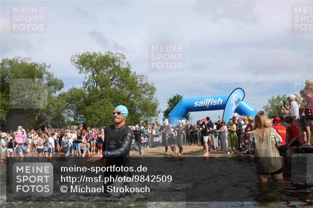 21.06.2026 - Viking Triathlon Michael Strokosch http://msf.ph/oto/9842509 21.06.2026 10:03:46 Schwimmen 137, 144, 229, 267, 287, 291, 323, 339, 340, 436, 450, 458, 521, 559, 649 meine-sportfotos.de