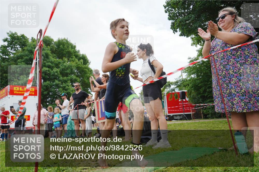 21.06.2026 - 29. Vierlanden-Triathlon LAZAROV Photography http://msf.ph/oto/9842526 21.06.2026 14:49:54 Schwimmen  meine-sportfotos.de