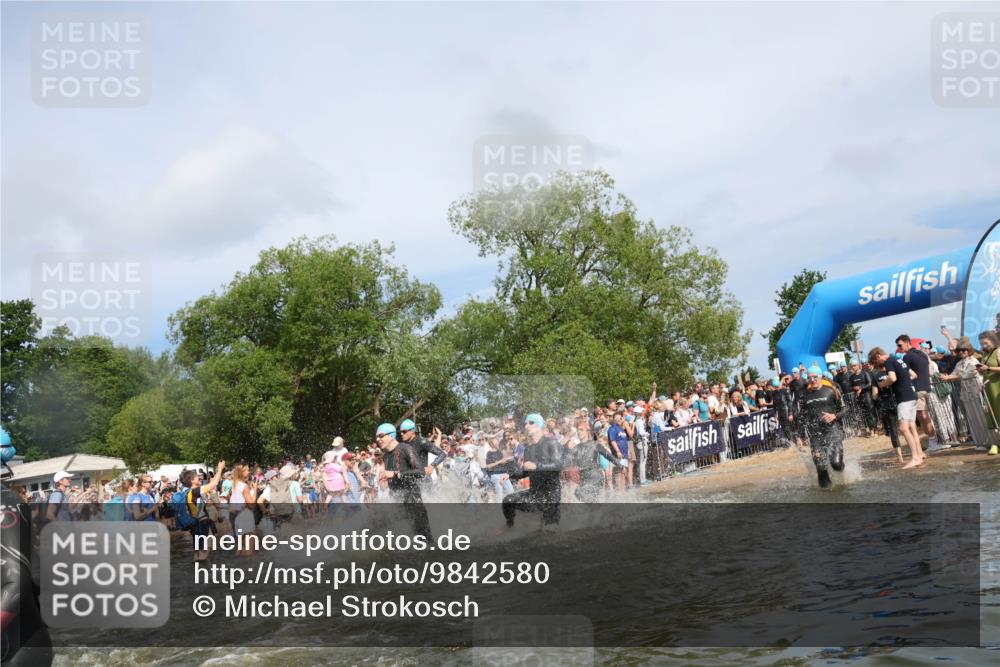 21.06.2026 - Viking Triathlon Michael Strokosch http://msf.ph/oto/9842580 21.06.2026 10:03:58 Schwimmen 122, 266, 268, 287, 384, 460, 531, 552, 554, 608, 645 meine-sportfotos.de
