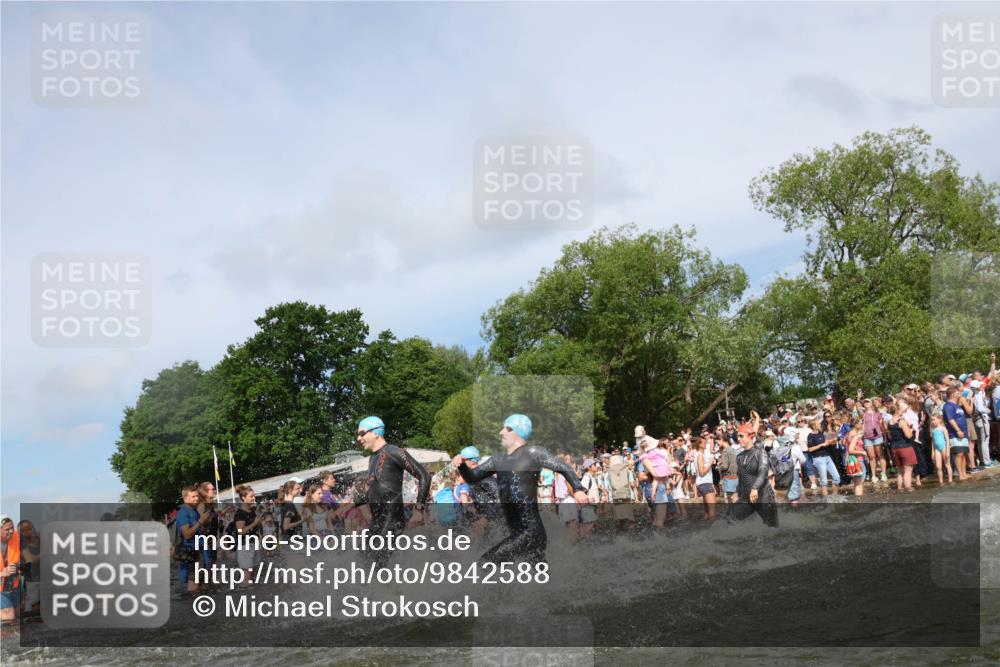 21.06.2026 - Viking Triathlon Michael Strokosch http://msf.ph/oto/9842588 21.06.2026 10:04:00 Schwimmen 122, 195, 197, 266, 268, 279, 333, 384, 460, 531, 552, 554, 608, 645, 654 meine-sportfotos.de