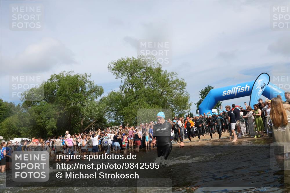 21.06.2026 - Viking Triathlon Michael Strokosch http://msf.ph/oto/9842595 21.06.2026 10:04:01 Schwimmen 122, 195, 197, 266, 268, 279, 333, 384, 460, 531, 552, 554, 608, 645, 654 meine-sportfotos.de