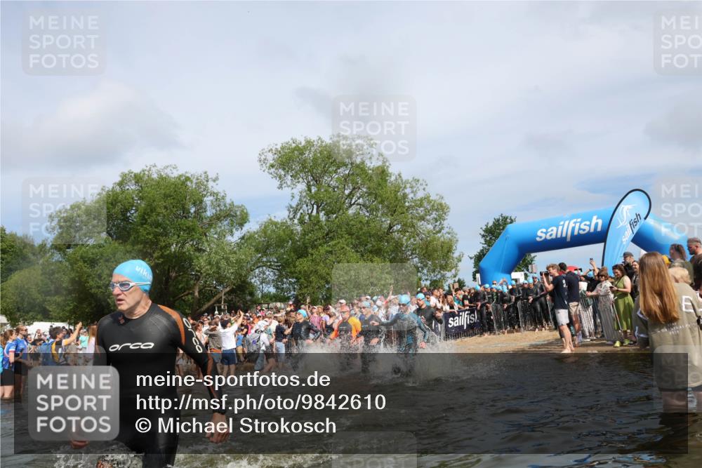 21.06.2026 - Viking Triathlon Michael Strokosch http://msf.ph/oto/9842610 21.06.2026 10:04:03 Schwimmen 122, 195, 197, 266, 268, 279, 333, 384, 460, 531, 552, 554, 608, 645, 654 meine-sportfotos.de