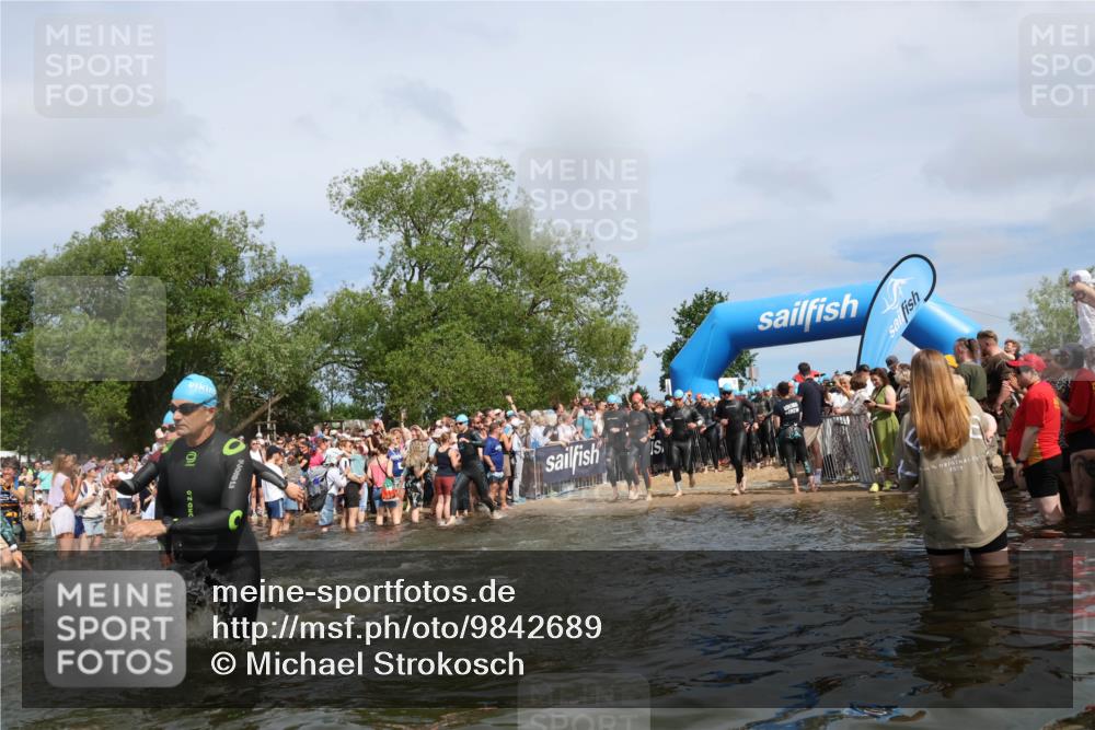 21.06.2026 - Viking Triathlon Michael Strokosch http://msf.ph/oto/9842689 21.06.2026 10:04:26 Schwimmen 96, 125, 132, 179, 205, 213, 241, 256, 398, 411, 465, 590, 602, 614, 658 meine-sportfotos.de