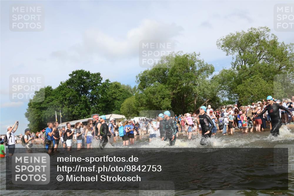 21.06.2026 - Viking Triathlon Michael Strokosch http://msf.ph/oto/9842753 21.06.2026 10:04:50 Schwimmen 22, 34, 44, 150, 175, 214, 247, 286, 351, 353, 355, 456, 492, 508 meine-sportfotos.de