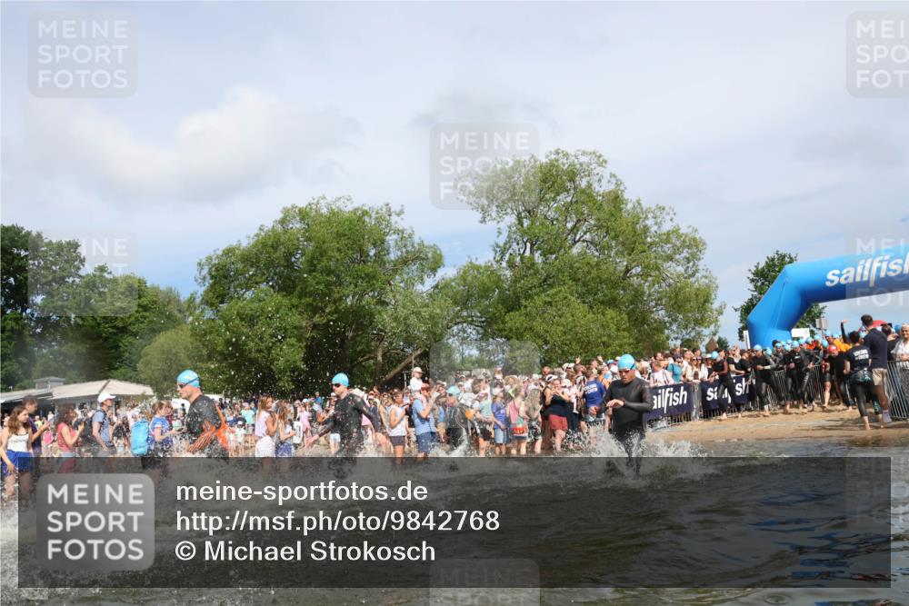 21.06.2026 - Viking Triathlon Michael Strokosch http://msf.ph/oto/9842768 21.06.2026 10:04:55 Schwimmen 22, 34, 175, 214, 286, 318, 350, 351, 353, 456, 461, 492, 508, 516, 650 meine-sportfotos.de