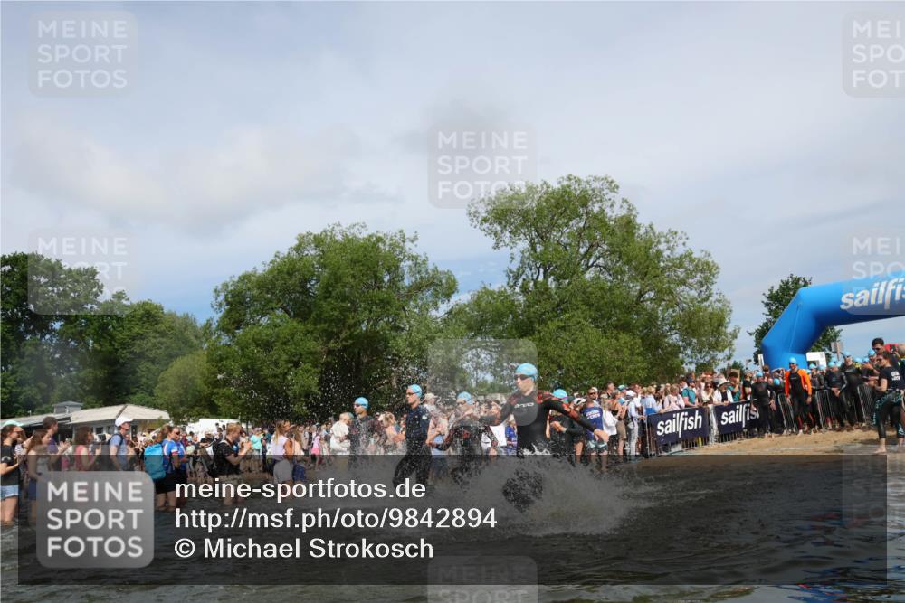 21.06.2026 - Viking Triathlon Michael Strokosch http://msf.ph/oto/9842894 21.06.2026 10:05:45 Schwimmen 45, 78, 160, 183, 193, 234, 316, 387, 393, 399, 482, 528, 567, 578, 663 meine-sportfotos.de