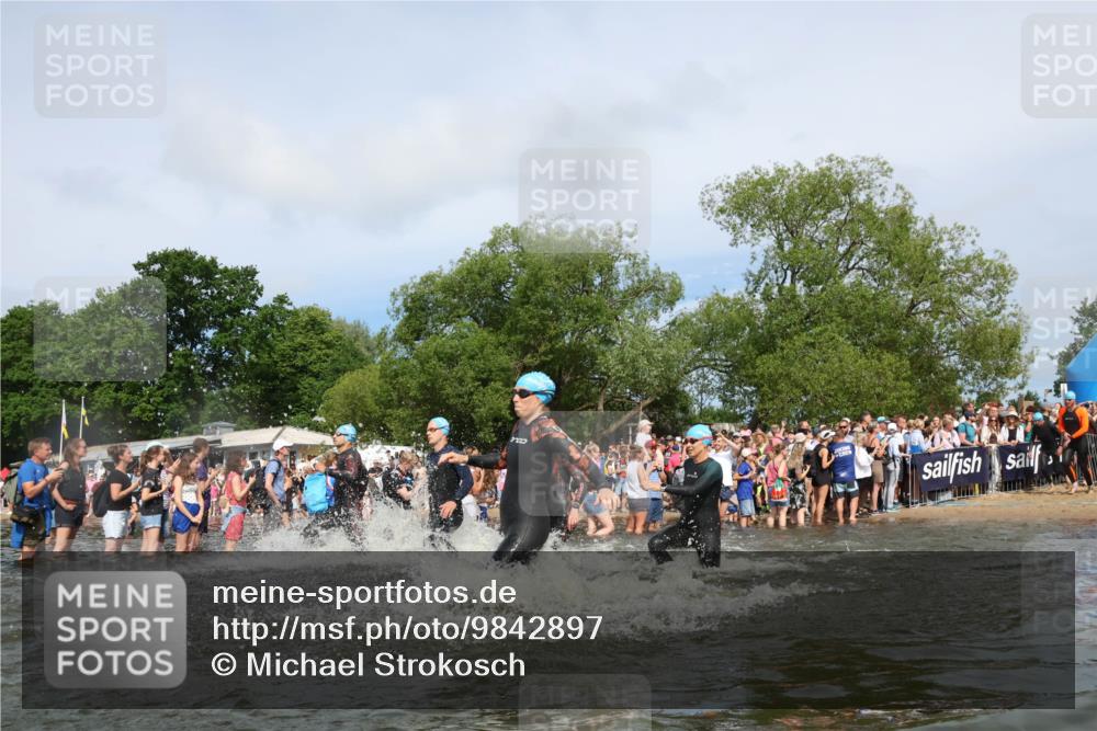 21.06.2026 - Viking Triathlon Michael Strokosch http://msf.ph/oto/9842897 21.06.2026 10:05:46 Schwimmen 45, 78, 160, 183, 193, 234, 316, 387, 393, 399, 482, 528, 567, 578, 663 meine-sportfotos.de