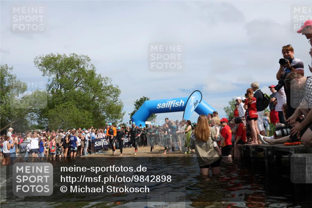 21.06.2026 - Viking Triathlon Michael Strokosch http://msf.ph/oto/9842898 21.06.2026 10:05:47 Schwimmen 45, 78, 160, 183, 193, 234, 316, 387, 393, 399, 482, 528, 567, 578, 663 meine-sportfotos.de