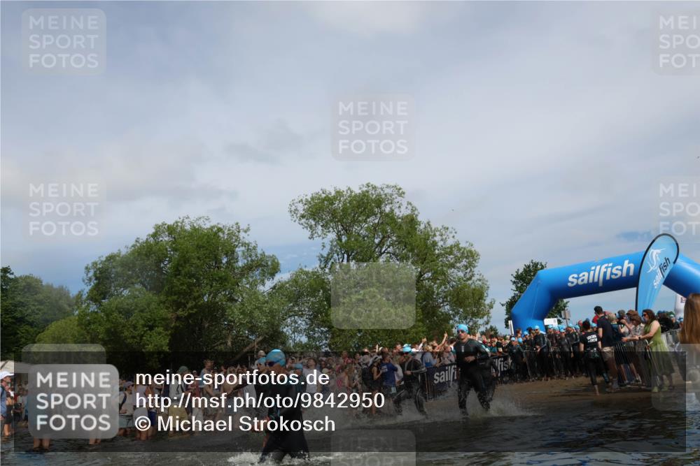 21.06.2026 - Viking Triathlon Michael Strokosch http://msf.ph/oto/9842950 21.06.2026 10:06:04 Schwimmen 91, 93, 147, 173, 185, 259, 261, 273, 405, 443 meine-sportfotos.de