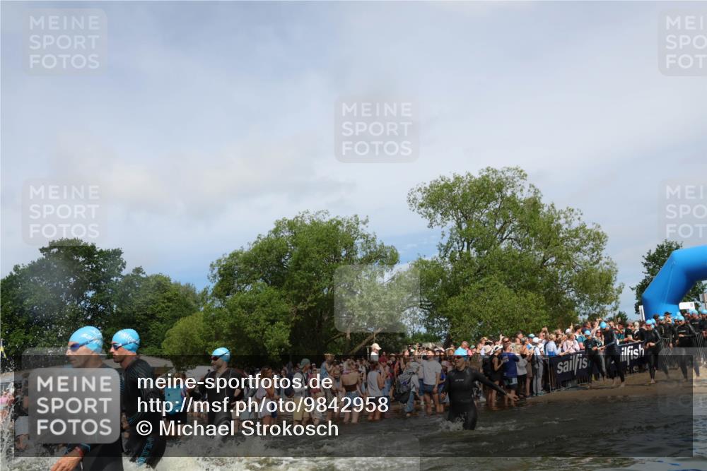 21.06.2026 - Viking Triathlon Michael Strokosch http://msf.ph/oto/9842958 21.06.2026 10:06:07 Schwimmen 91, 93, 147, 153, 162, 173, 185, 259, 261, 273, 368, 405, 443, 479, 541 meine-sportfotos.de