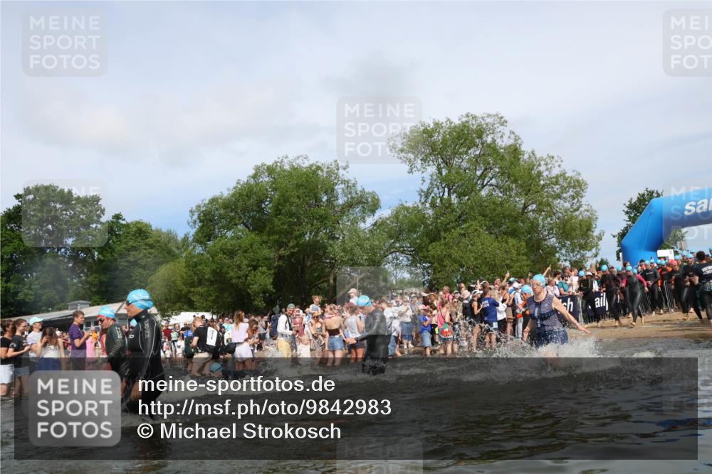 21.06.2026 - Viking Triathlon Michael Strokosch http://msf.ph/oto/9842983 21.06.2026 10:06:16 Schwimmen 41, 153, 162, 184, 190, 248, 274, 312, 368, 378, 479, 533, 541, 550, 603 meine-sportfotos.de