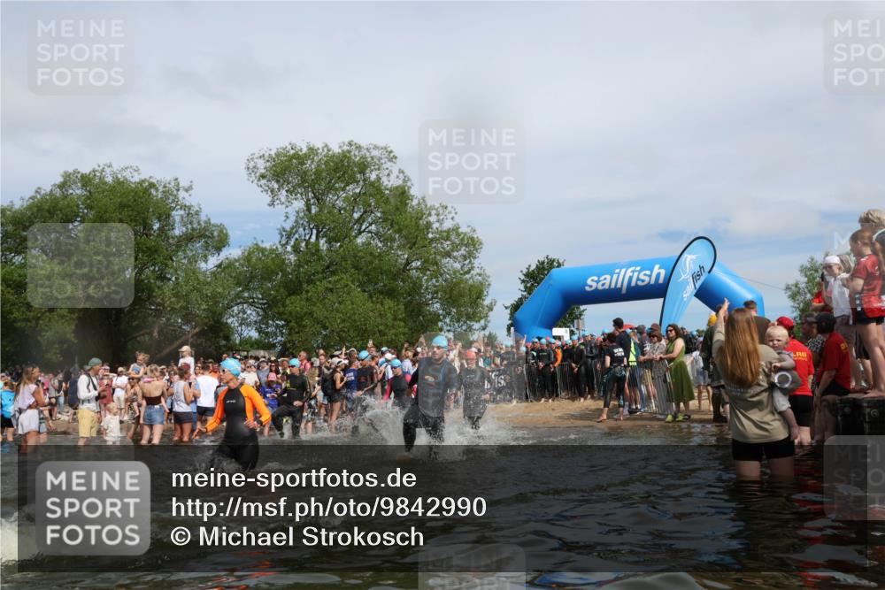 21.06.2026 - Viking Triathlon Michael Strokosch http://msf.ph/oto/9842990 21.06.2026 10:06:18 Schwimmen 41, 153, 162, 184, 190, 248, 274, 312, 368, 378, 479, 489, 533, 541, 550, 603 meine-sportfotos.de