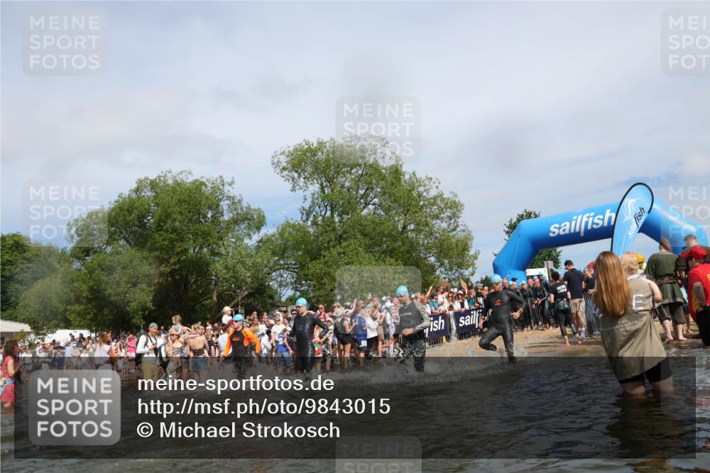 21.06.2026 - Viking Triathlon Michael Strokosch http://msf.ph/oto/9843015 21.06.2026 10:06:28 Schwimmen 56, 72, 85, 151, 177, 184, 188, 212, 274, 415, 445, 489, 522, 533, 539, 577, 603, 616, 619 meine-sportfotos.de