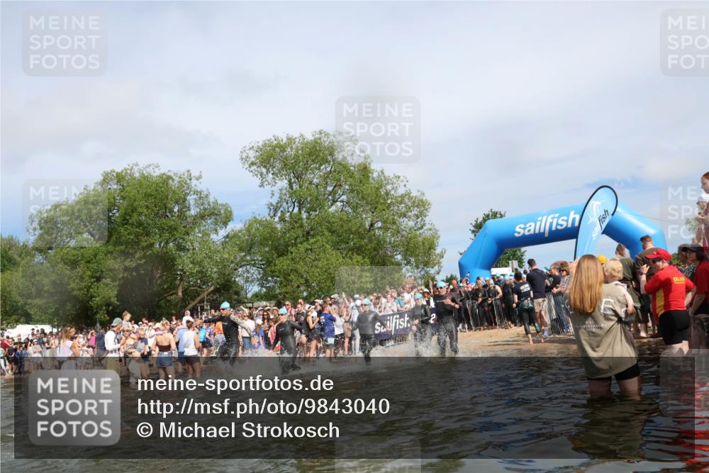 21.06.2026 - Viking Triathlon Michael Strokosch http://msf.ph/oto/9843040 21.06.2026 10:06:38 Schwimmen 56, 138, 151, 177, 188, 206, 260, 321, 326, 429, 444, 445, 616, 619 meine-sportfotos.de