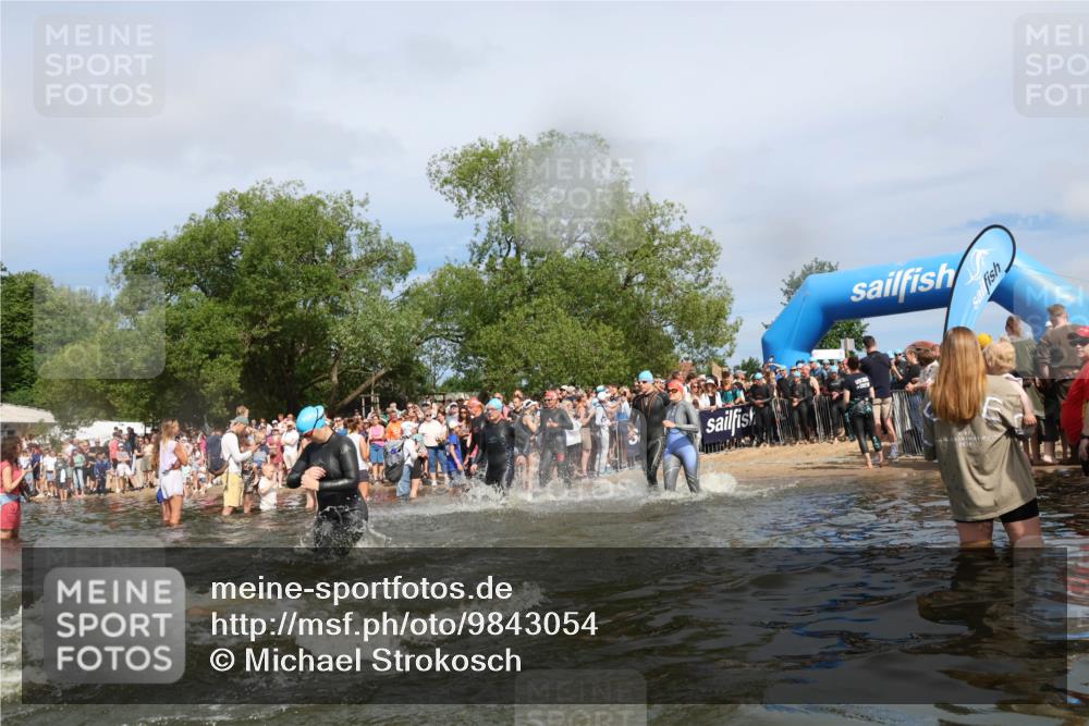21.06.2026 - Viking Triathlon Michael Strokosch http://msf.ph/oto/9843054 21.06.2026 10:06:43 Schwimmen 138, 206, 260, 310, 321, 326, 429, 444, 464, 618, 638, 641 meine-sportfotos.de