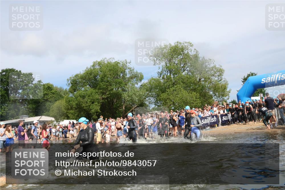 21.06.2026 - Viking Triathlon Michael Strokosch http://msf.ph/oto/9843057 21.06.2026 10:06:44 Schwimmen 138, 166, 206, 245, 260, 310, 321, 326, 429, 444, 464, 495, 618, 638, 641 meine-sportfotos.de