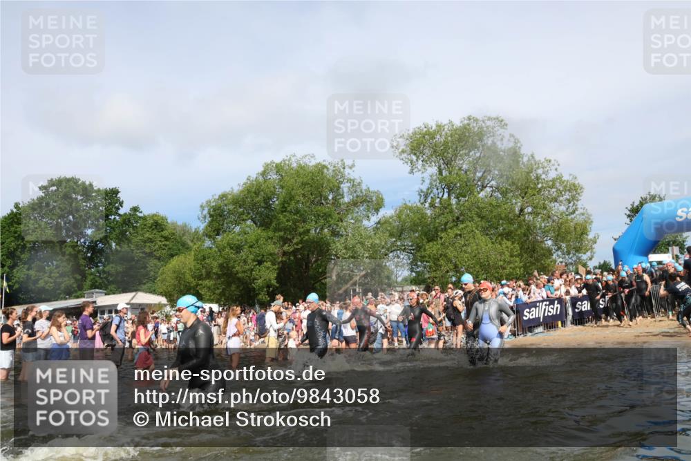 21.06.2026 - Viking Triathlon Michael Strokosch http://msf.ph/oto/9843058 21.06.2026 10:06:45 Schwimmen 138, 166, 206, 245, 260, 310, 321, 326, 429, 444, 464, 495, 618, 638, 641 meine-sportfotos.de