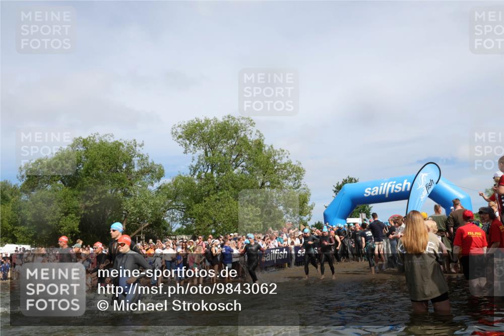 21.06.2026 - Viking Triathlon Michael Strokosch http://msf.ph/oto/9843062 21.06.2026 10:06:47 Schwimmen 138, 166, 206, 245, 260, 310, 321, 326, 429, 444, 464, 495, 618, 638, 641 meine-sportfotos.de