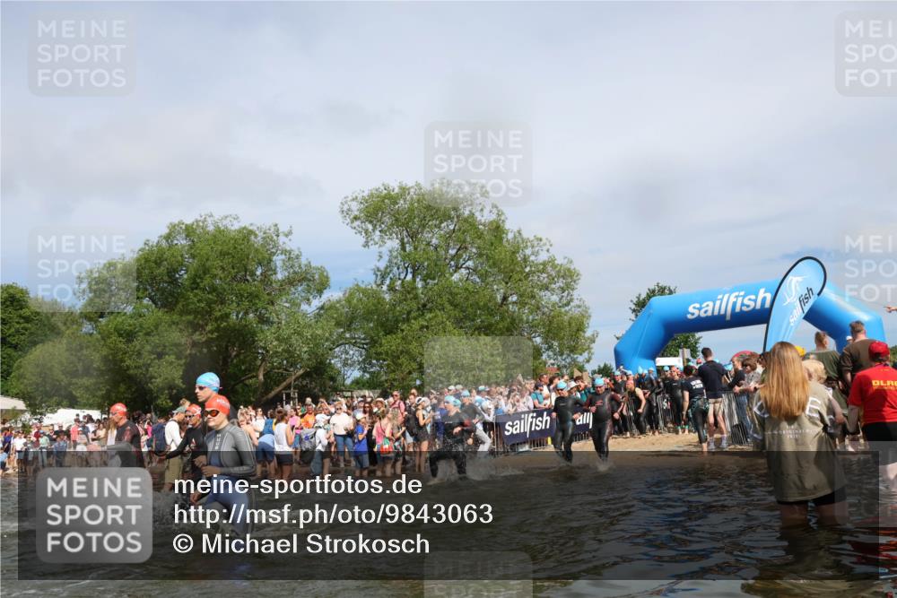 21.06.2026 - Viking Triathlon Michael Strokosch http://msf.ph/oto/9843063 21.06.2026 10:06:47 Schwimmen 138, 166, 206, 245, 260, 310, 321, 326, 429, 444, 464, 495, 618, 638, 641 meine-sportfotos.de