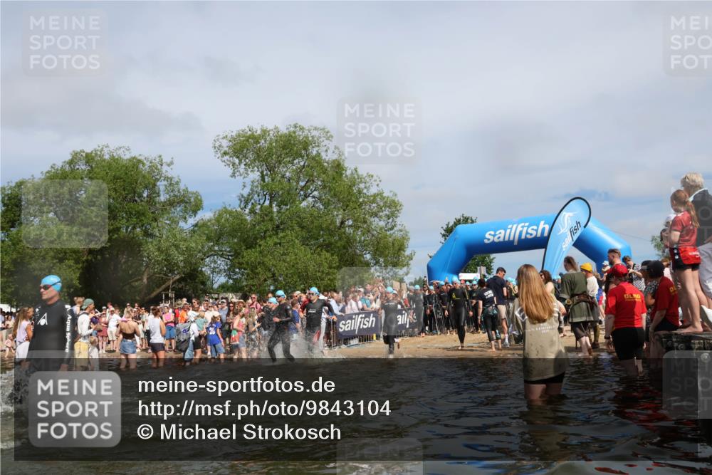 21.06.2026 - Viking Triathlon Michael Strokosch http://msf.ph/oto/9843104 21.06.2026 10:07:02 Schwimmen 37, 54, 60, 69, 94, 123, 307, 314, 329, 345, 369, 449, 609, 615, 668 meine-sportfotos.de